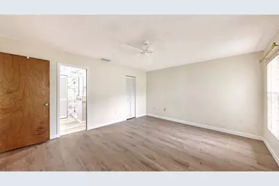 4633 Oak Hill Drive #13, Sarasota, FL 34232 - Photo 17