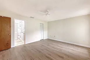 4633 Oak Hill Dr, Sarasota, FL 34232 - Photo 17