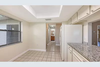 4633 Oak Hill Drive #13, Sarasota, FL 34232 - Photo 9