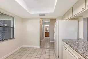 4633 Oak Hill Dr, Sarasota, FL 34232 - Photo 9