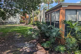 135 Wild Palm Dr, Bradenton, FL 34210 - Photo 17