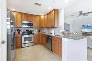 424 Winding Brook Ln, Bradenton, FL 34212 - Photo 5