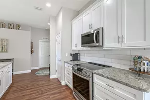 9941 50th St Cir E, Parrish, FL 34219 - Photo 7
