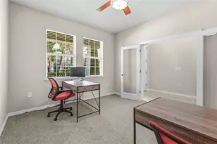 5309 Charlie Brown Ln, Sarasota, FL 34233 - Photo 21
