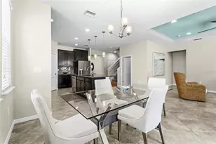 5309 Charlie Brown Ln, Sarasota, FL 34233 - Photo 9
