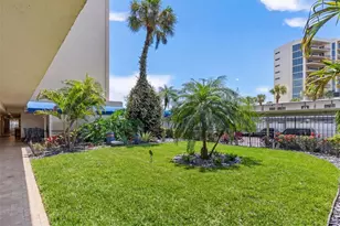 800 Benjamin Franklin Dr, Sarasota, FL 34236 - Photo 49