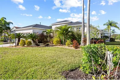 11011 Water Lily Way, Lakewood Ranch, FL 34202 - Photo 13