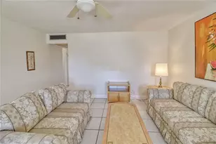 101 Cambridge Trail, Sun City Center, FL 33573 - Photo 7