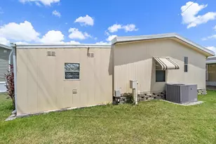132 Lakeview Dr, Palmetto, FL 34221 - Photo 25