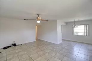 302 Canton Ct, Sun City Center, FL 33573 - Photo 7