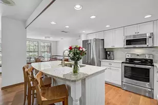 3328 Tobero Ln, Sarasota, FL 34235 - Photo 13