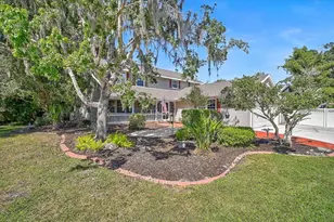 3328 Tobero Ln, Sarasota, FL 34235 - Photo 5