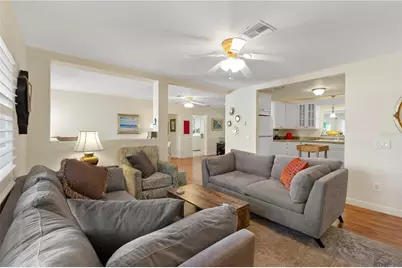 7860 Holiday Drive, Sarasota, FL 34231 - Photo 27