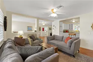 7860 Holiday Dr, Sarasota, FL 34231 - Photo 27