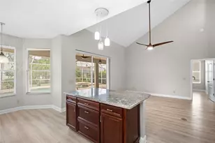 4042 Westbourne Cir, Sarasota, FL 34238 - Photo 13