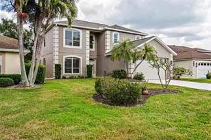 4042 Westbourne Cir, Sarasota, FL 34238 - Photo 3