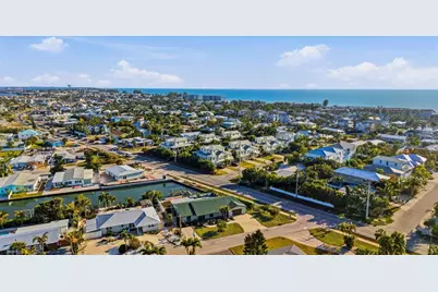501 65th Street, Holmes Beach, FL 34217 - Photo 57