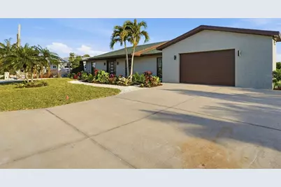 501 65th Street, Holmes Beach, FL 34217 - Photo 5