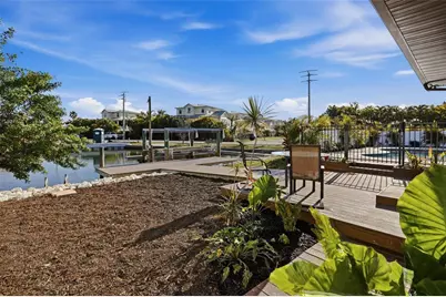 501 65th Street, Holmes Beach, FL 34217 - Photo 47