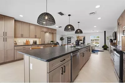 501 65th Street, Holmes Beach, FL 34217 - Photo 21