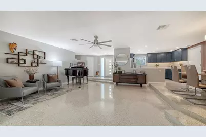 2614 Croton Avenue, Sarasota, FL 34239 - Photo 13
