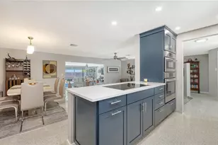 2614 Croton Ave, Sarasota, FL 34239 - Photo 15