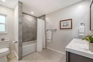 2614 Croton Ave, Sarasota, FL 34239 - Photo 31