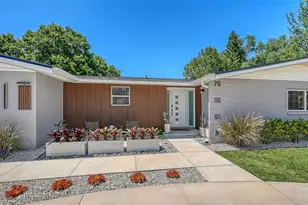 2614 Croton Ave, Sarasota, FL 34239 - Photo 3