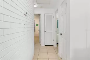 4001 Groveland Ave, Sarasota, FL 34231 - Photo 27