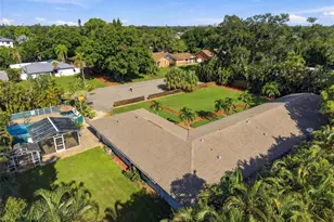 4001 Groveland Ave, Sarasota, FL 34231 - Photo 73