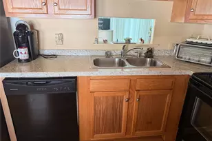 315 Peace Manor, Palmetto, FL 34221 - Photo 7