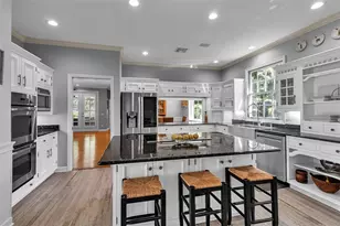 156 Bishopscourt Rd, Osprey, FL 34229 - Photo 31