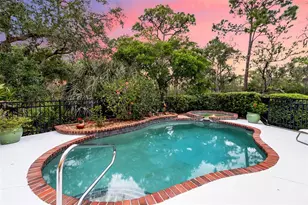 156 Bishopscourt Rd, Osprey, FL 34229 - Photo 11