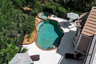 156 Bishopscourt Rd, Osprey, FL 34229 - Photo 11