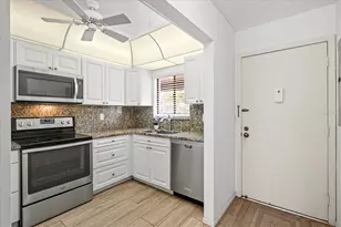 1654 Stickney Point Rd, Sarasota, FL 34231 - Photo 5