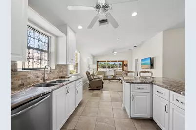 5967 Benevento Drive, Sarasota, FL 34238 - Photo 9