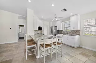 5967 Benevento Dr, Sarasota, FL 34238 - Photo 9
