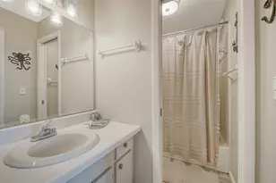 6921 Holmes Blvd, Holmes Beach, FL 34217 - Photo 19