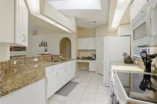 4925 Sorrento Ct, Cape Coral, FL 33904 - Photo 15