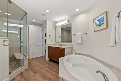 128 Golden Gate Point #202A, Sarasota, FL 34236 - Photo 21