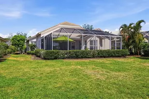 8025 Hampton Ct, University Park, FL 34201 - Photo 27