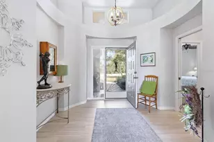 8025 Hampton Ct, University Park, FL 34201 - Photo 5