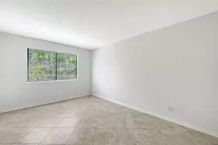 1720 Glenhouse Dr, Sarasota, FL 34231 - Photo 17