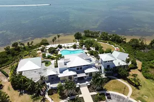 395 Aruba Cir, Bradenton, FL 34209 - Photo 63
