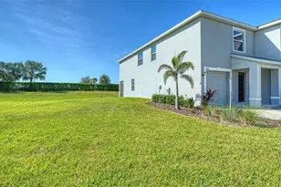 17624 Crescent Moon Loop, Bradenton, FL 34211 - Photo 5