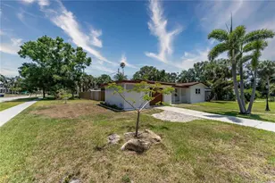 138 Pearl Ave, Sarasota, FL 34243 - Photo 25