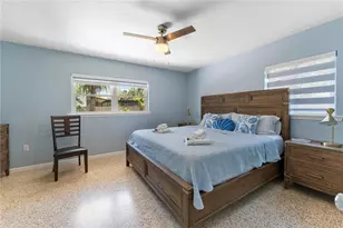 138 Pearl Ave, Sarasota, FL 34243 - Photo 15