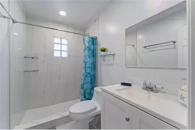 138 Pearl Avenue, Sarasota, FL 34243 - Photo 11
