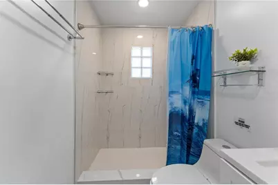 138 Pearl Avenue, Sarasota, FL 34243 - Photo 19