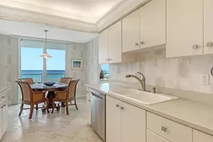 2425 Gulf Of Mexico Dr, Longboat Key, FL 34228 - Photo 7